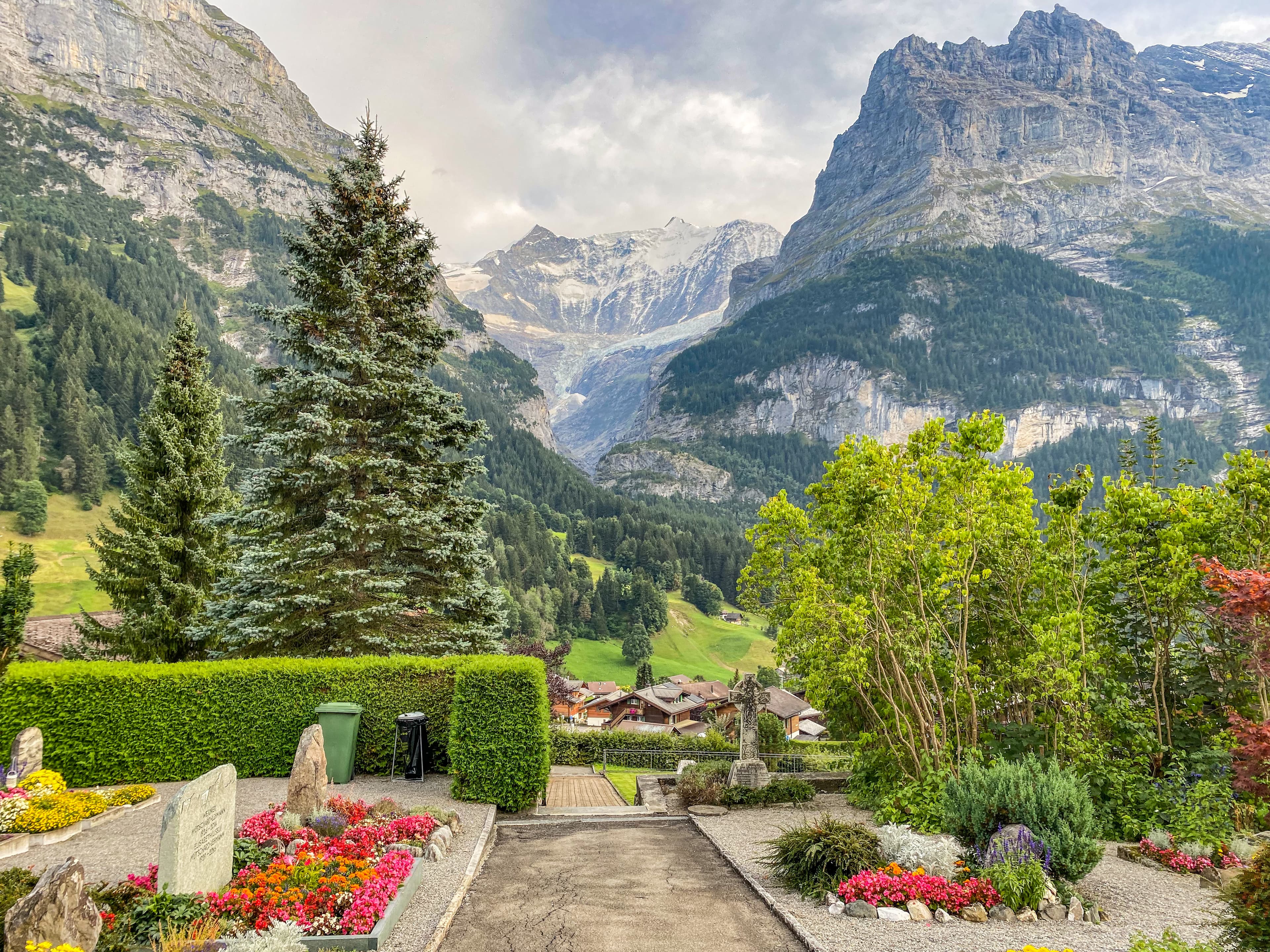 Grindelwald, a picturesque alpine village in Switzerland, captivates photographers with its dramatic landscapes. The First Cliff Walk offers a panoramic view of the valley below, ideal for capturing grandiose imagery. Its steep terrain and abrupt drops create moments where even slight camera movements can alter the composition dramatically.