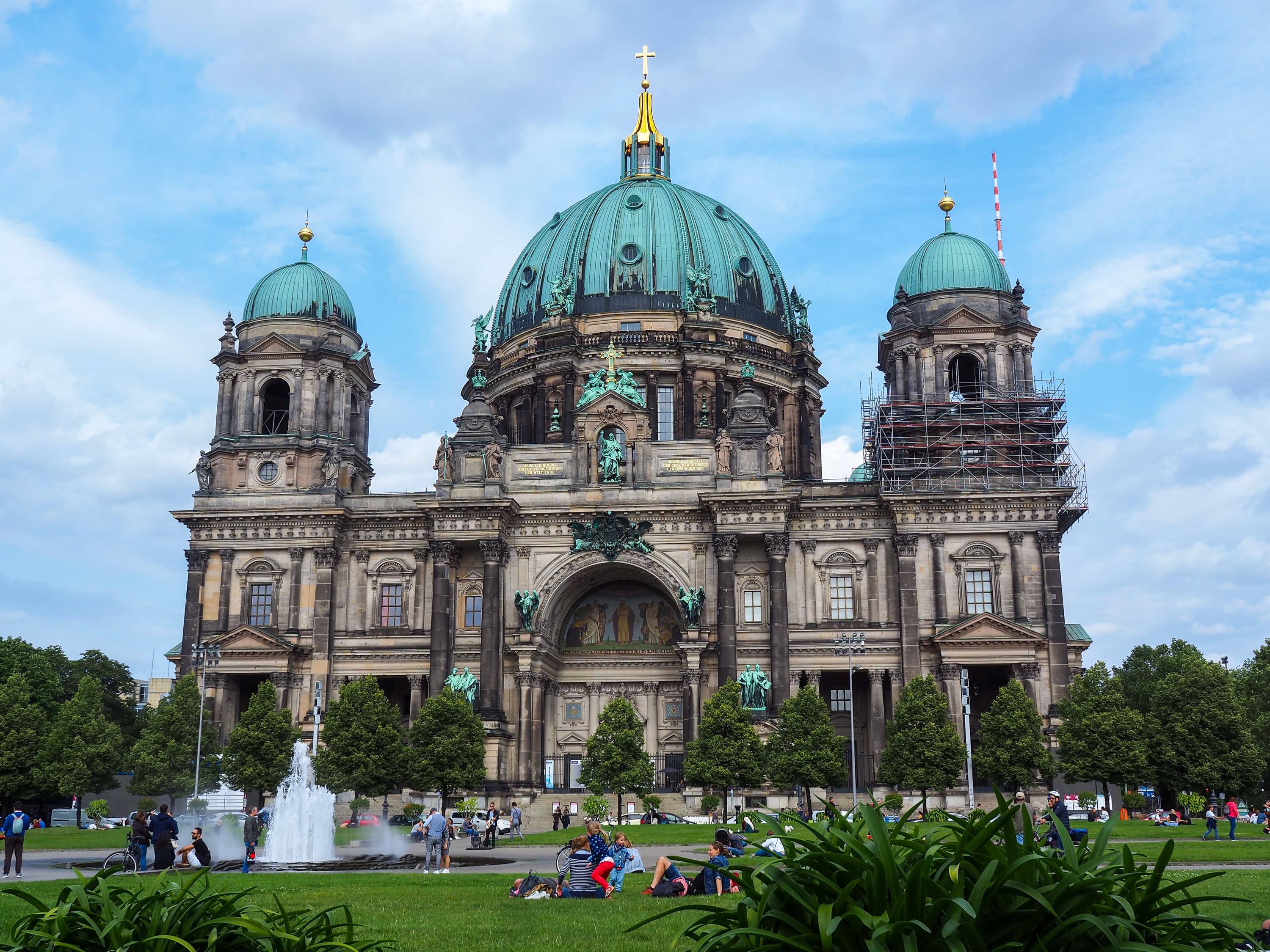 Berlin, the capital of Germany, is a city that blends history, culture, and modernity in its unique architecture and landmarks. The Brandenburg Gate stands as one of its most iconic symbols, representing German unity and European peace. This spot offers notable photography opportunities during the blue hour, when the sky transitions from blue to indigo, creating dramatic lighting effects. photographers can experiment with long exposures for light trails, use tripods for stability in low-light conditions, and capture reflections in puddles after rain. The East Side Gallery on the Brandenburg Gate also provides exceptional views of the city's iconic spires.
