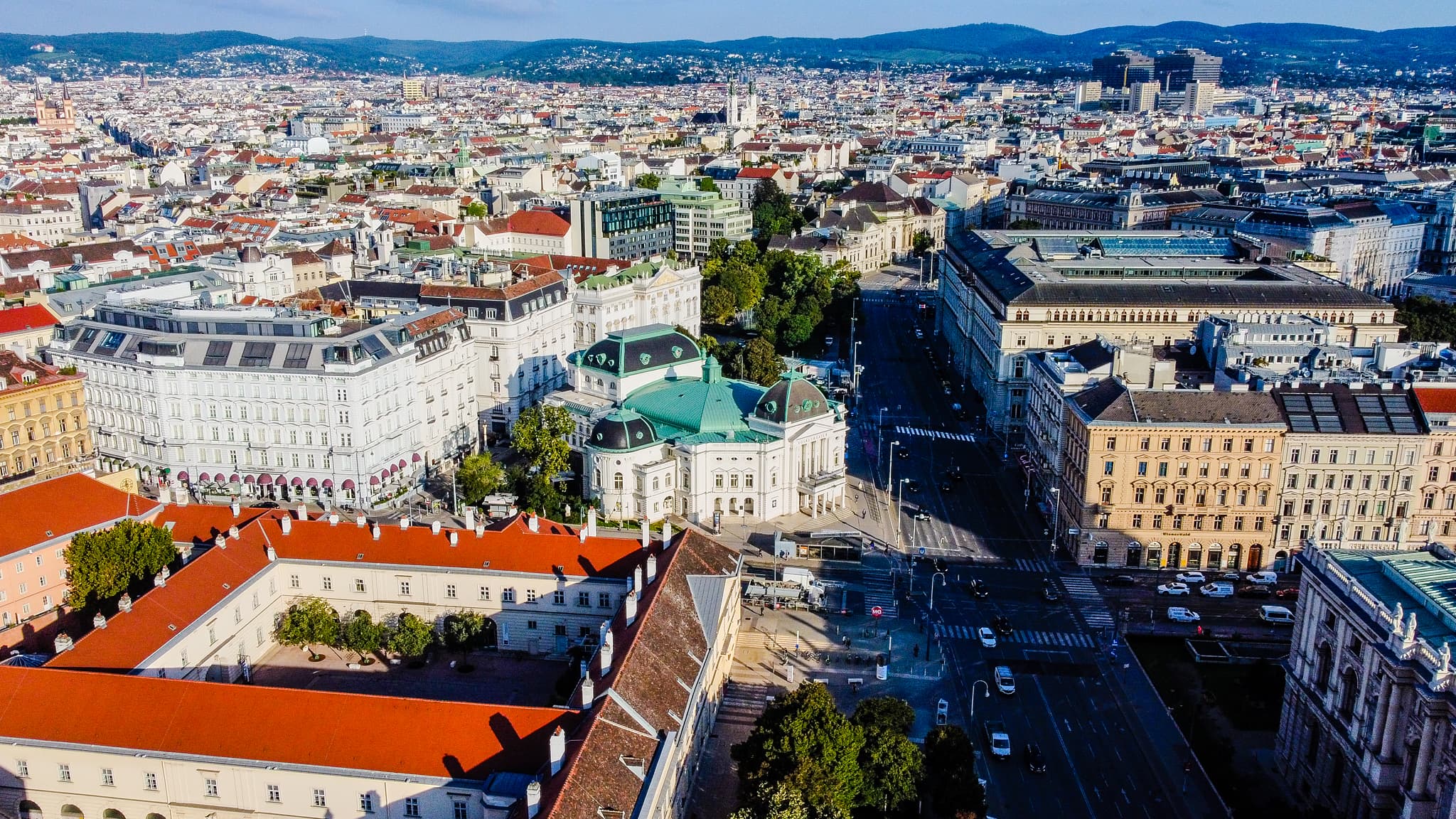 Gemeindebezirk Neubau photography guide with optimal shooting conditions, composition advice, and technical considerations for capturing this location's distinctive features.